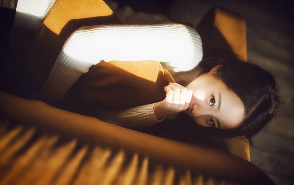 人生有一道难题，那就是如何使一寸光阴等于一寸生命。——佚名